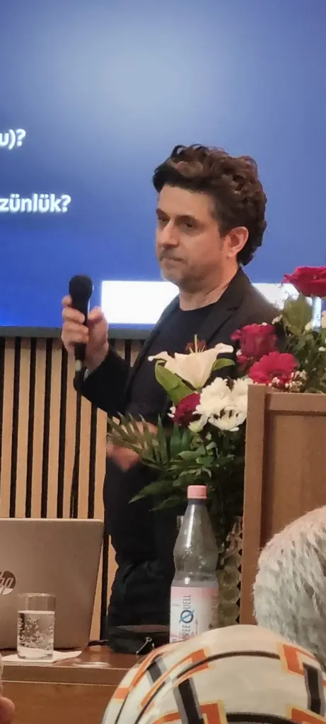 erfolgreiche-informationsveranstaltung-ueber-gesundheitsthemen-bei-tdu-5