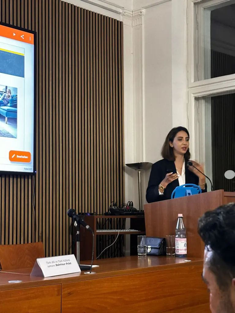 Podiumsdiskussion der Türkisch-Deutschen Unternehmervereinigung e.V. beleuchtet interkulturelle Kommunikation und psychologische Auswirkungen der sozialen Medien