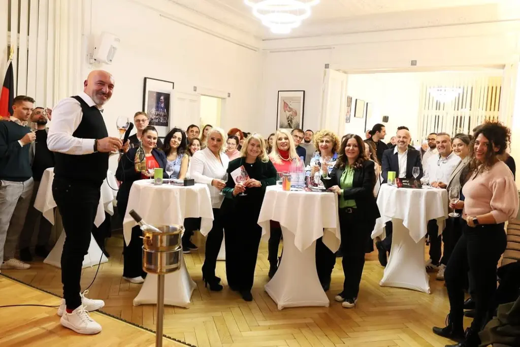 einblick-in-die-welt-des-weins-vortrag-unseres-mitglieds-ahmet-tosun (1)
