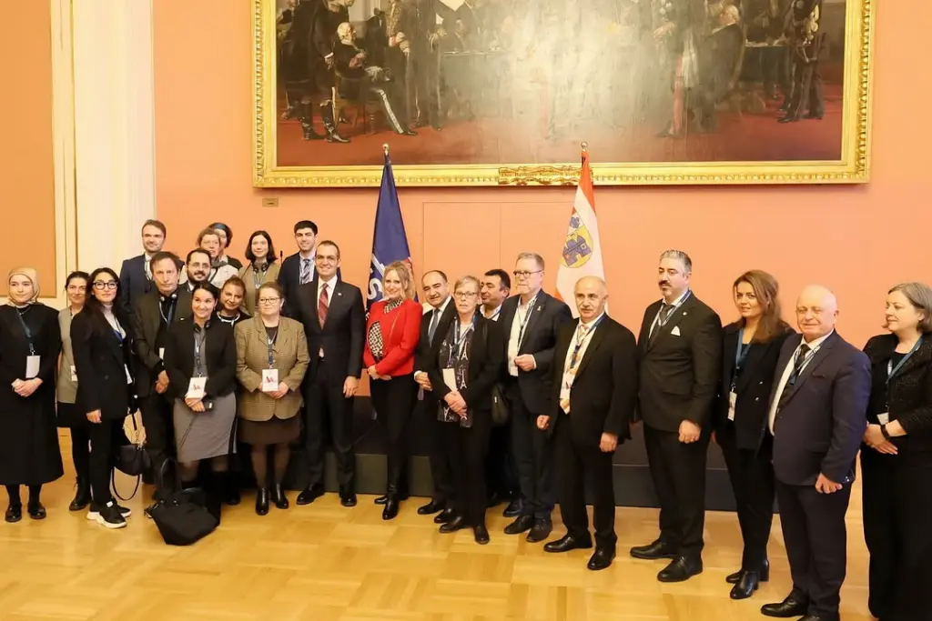konferenz-der-tuerkisch-deutschen-partnerbezirke-erfolgreich-durchgefuehrt (1)