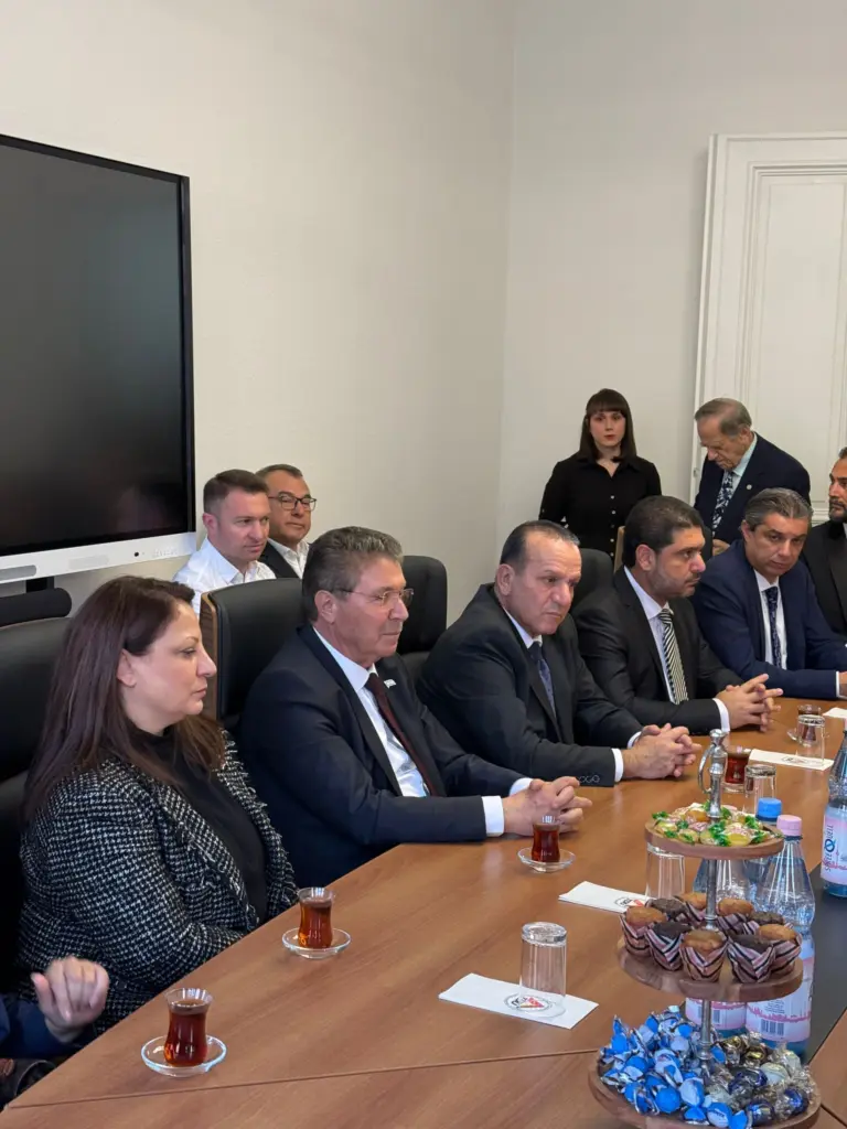 kktc-delegation-besucht-tdu-im-rahmen-der-itb-berlin-2025 (2)