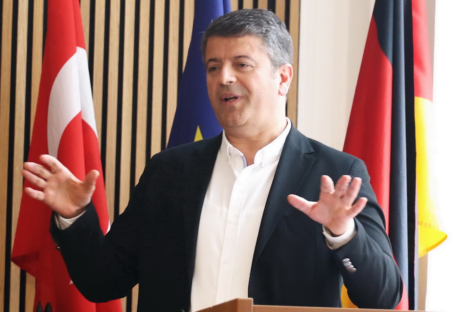 bedeutungsvolle-begegnung-im-tuerkisch-deutschen-unternehmerverband-tdu (39)