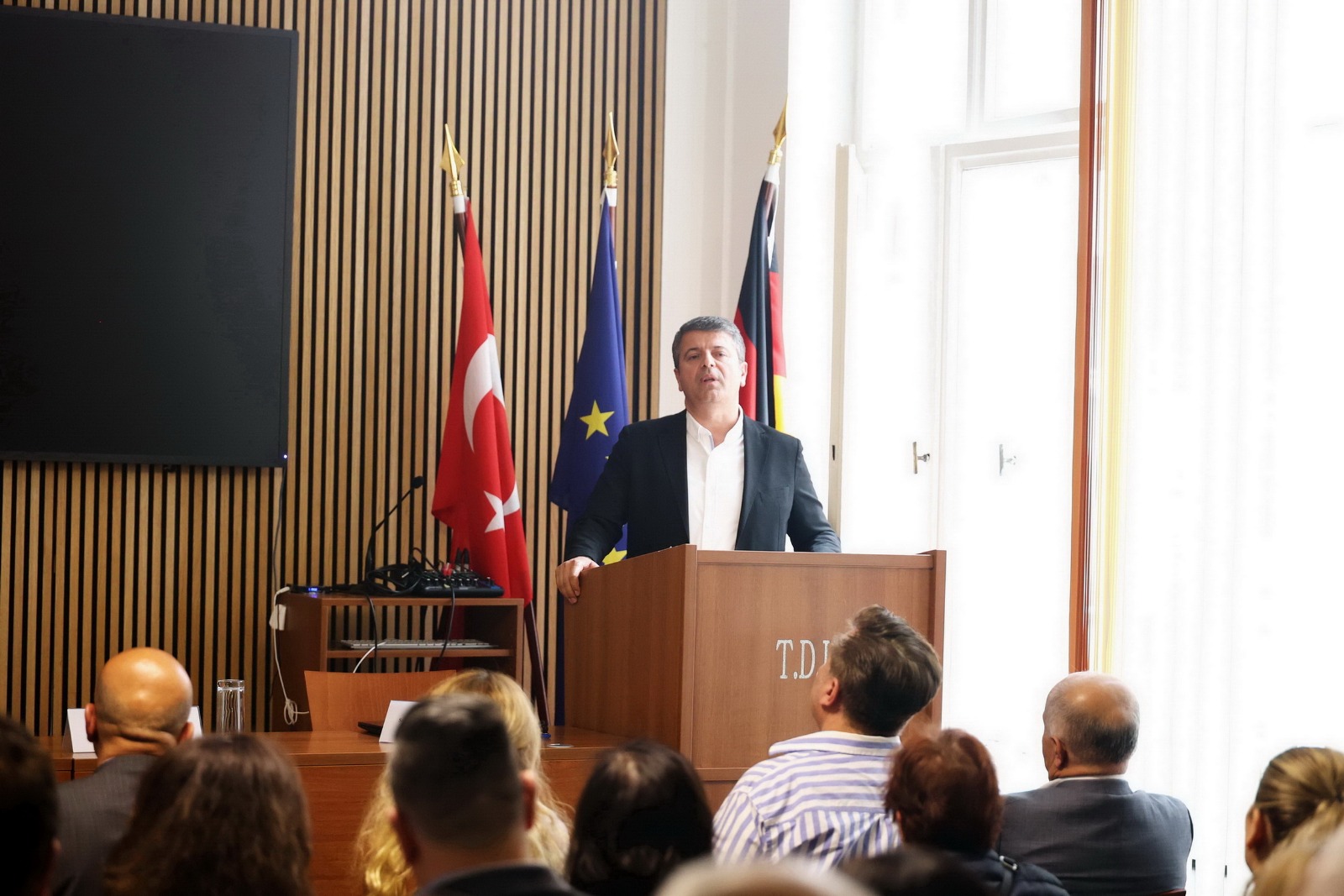 bedeutungsvolle-begegnung-im-tuerkisch-deutschen-unternehmerverband-tdu (76)