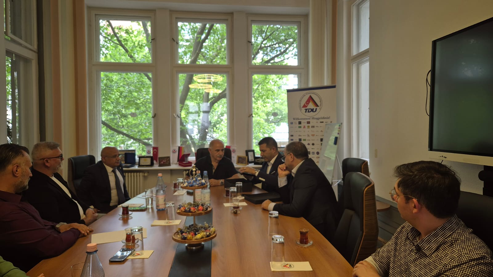 besuch-des-buergermeisters-von-kusadasi-herrn-oemer-guenel-beim-tdu (5)