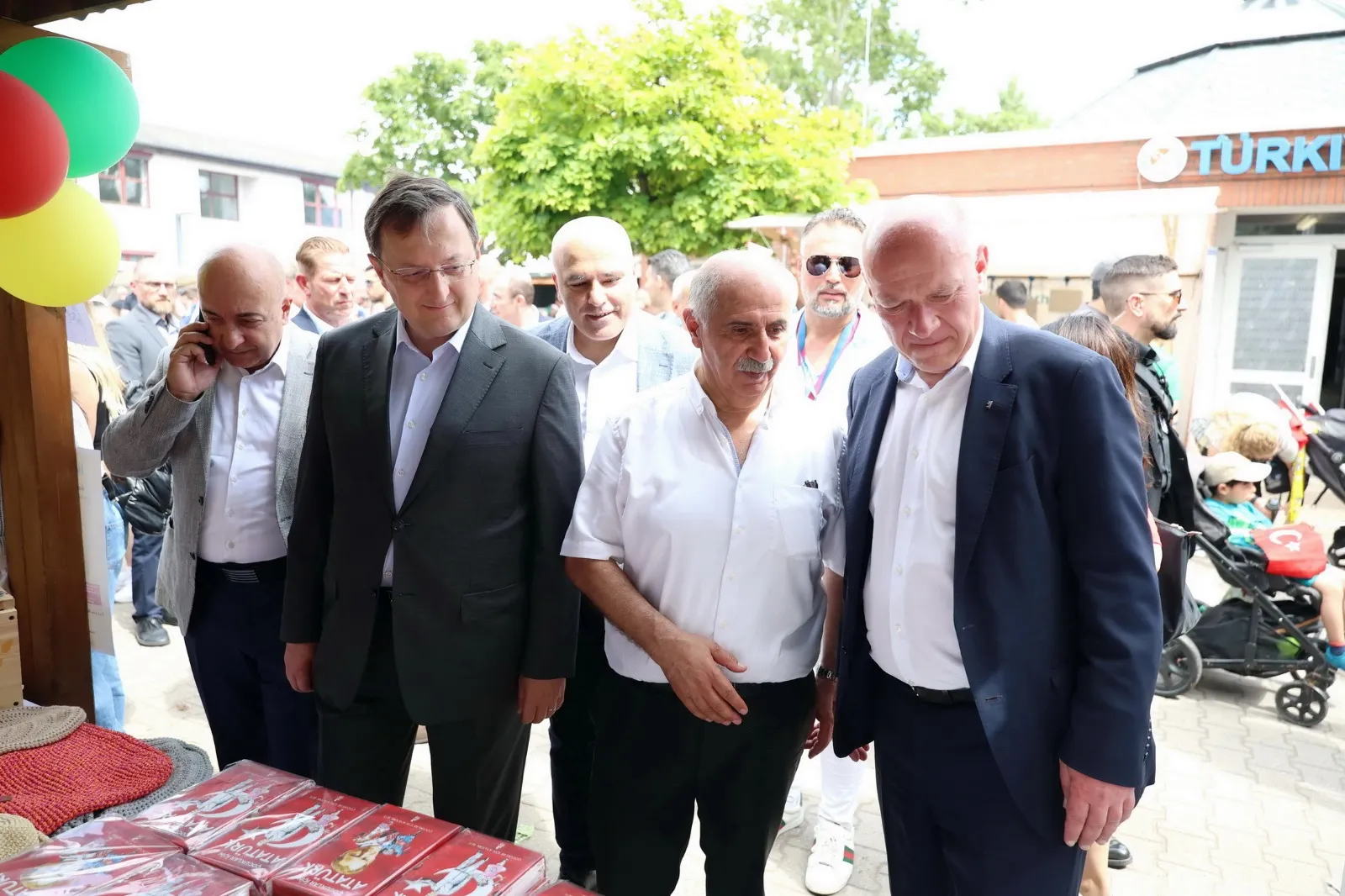 tdu-sommerfest-2025-ein-tag-voller-vielfalt-gemeinschaft-und-solidaritaet (15)