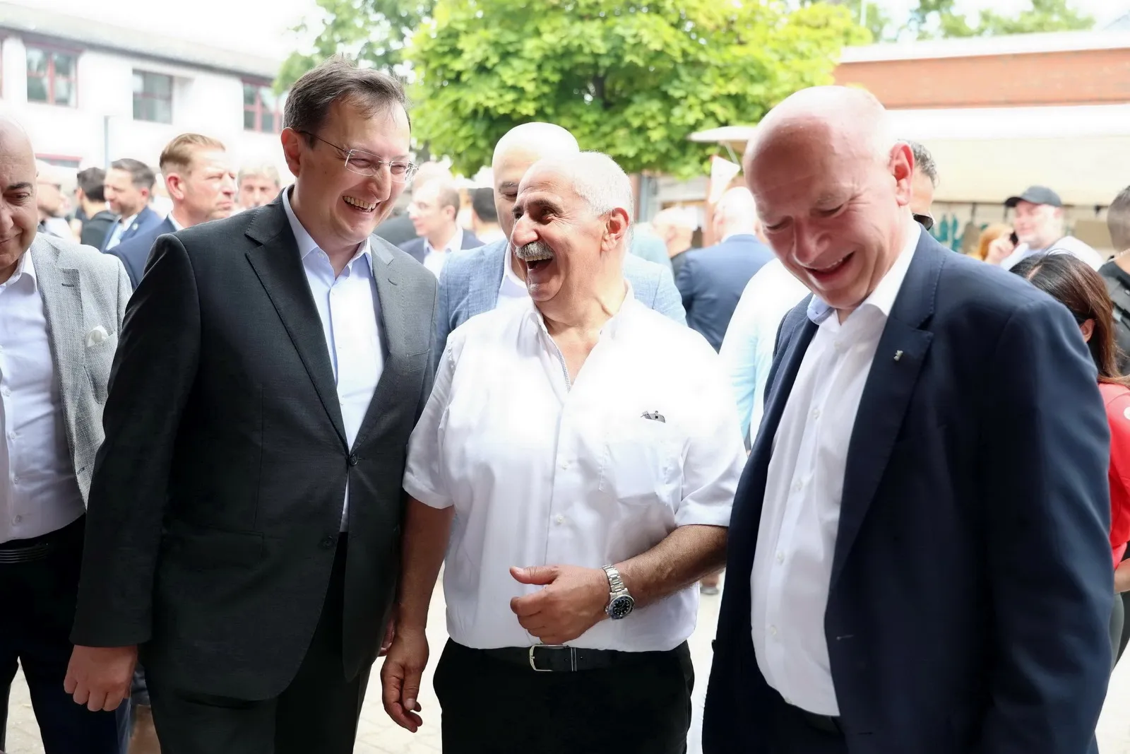 tdu-sommerfest-2025-ein-tag-voller-vielfalt-gemeinschaft-und-solidaritaet (4)