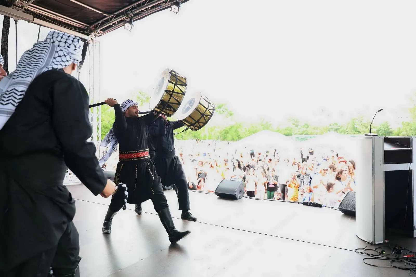 tdu-sommerfest-2025-ein-tag-voller-vielfalt-gemeinschaft-und-solidaritaet (58)
