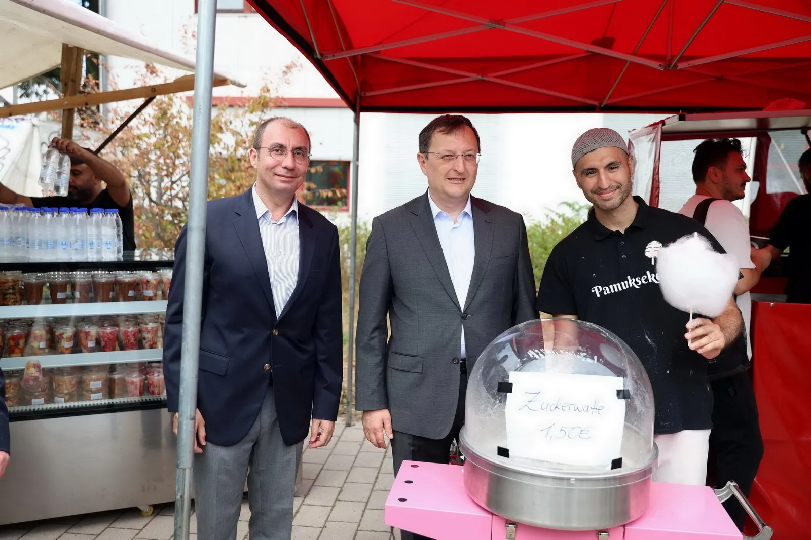 tdu-sommerfest-2025-ein-tag-voller-vielfalt-gemeinschaft-und-solidaritaet (61)