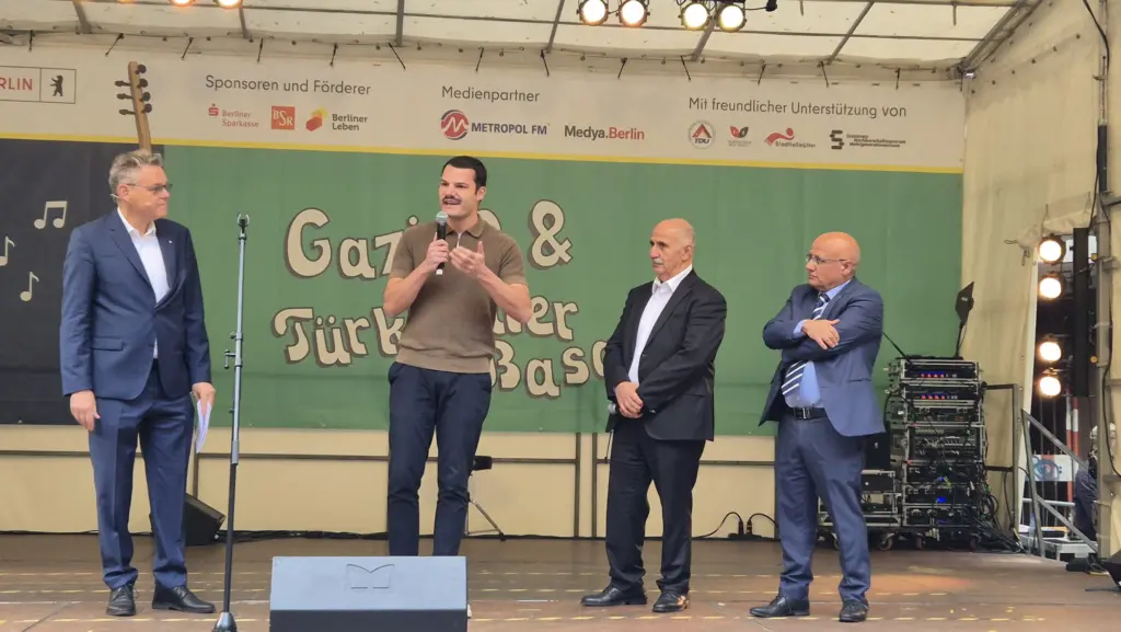 Turkischer_Pazar_berlin (3)