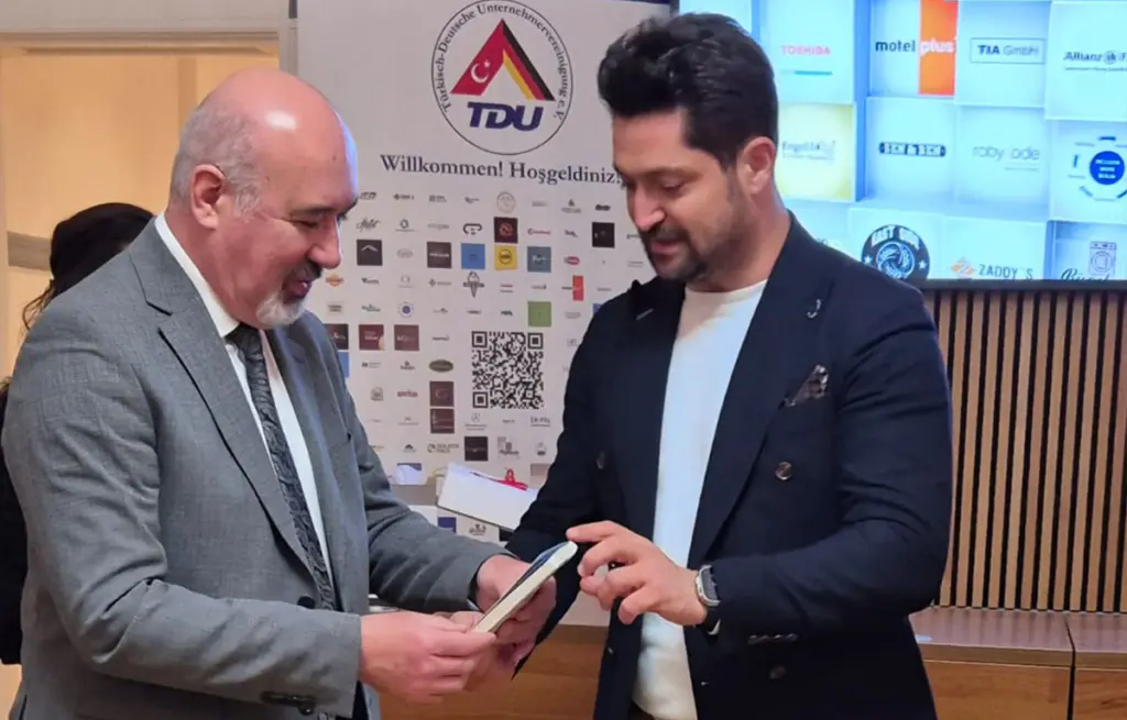 besuch-einer-delegation-der-antalya-ticaret-platformu-in-unserem-verband (4)