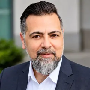 Timur Arı