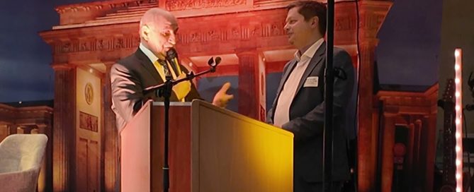 Eröffnungsreden von Remzi Kaplan und Bürgermeister Martin Schaefer beim interkulturellen Neujahrsempfang in Lichtenberg - 1